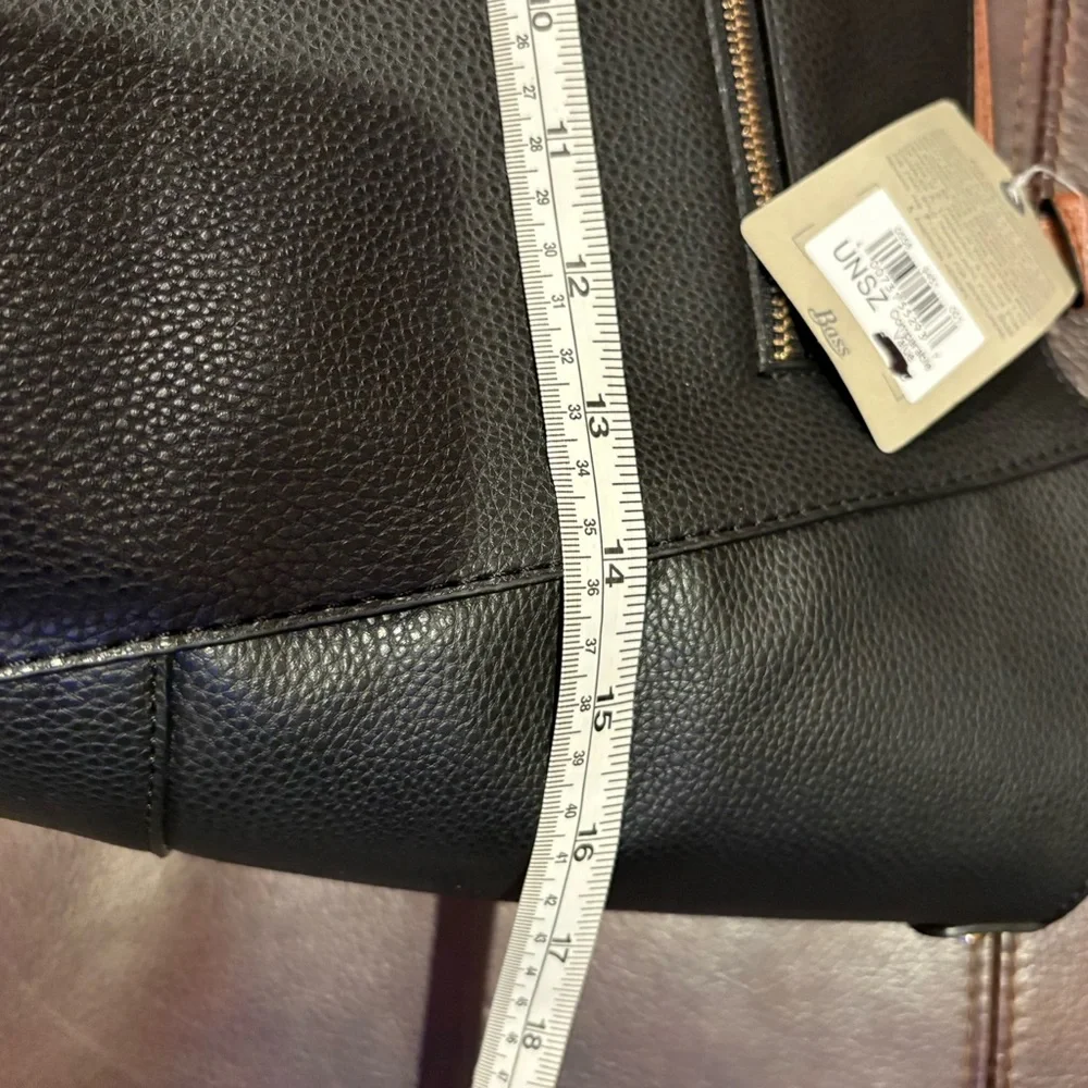 NWT G.H. Bass & Co. Black and Brown Structured Tote Bag - Picture 4 of 11